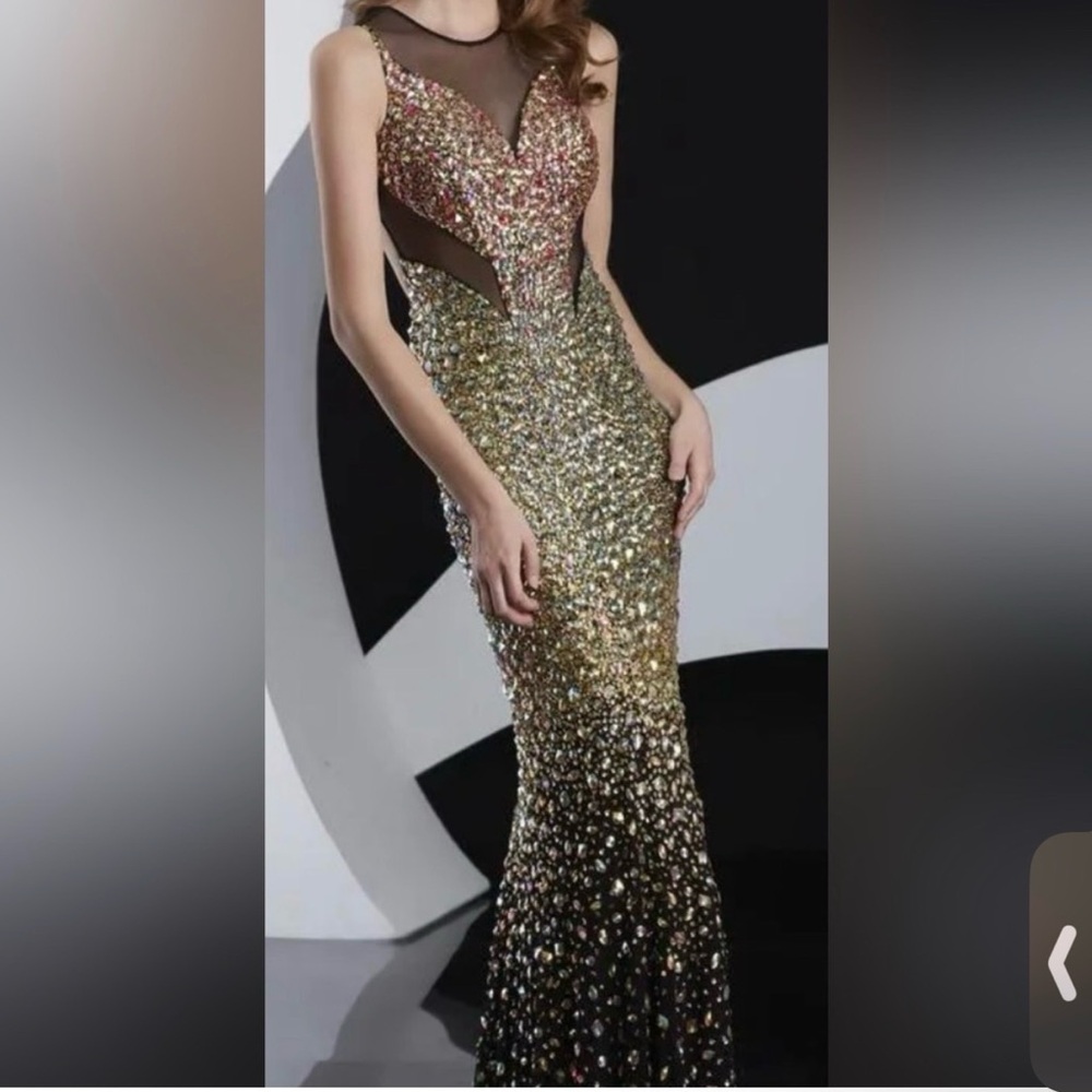 Elegant Prom Gown. Black with Gold/green/red crystals with a train. Size 00